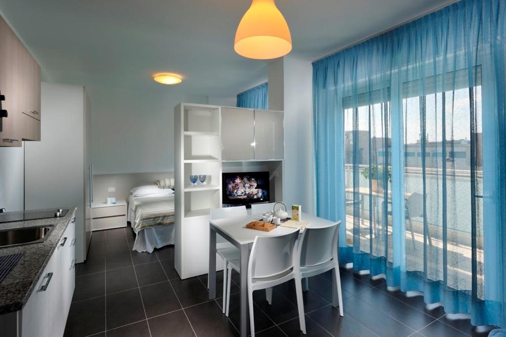 Hotel Luciana Bibione Habitación foto